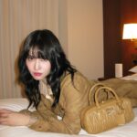 Momo Hirai Instagram - Miu Miu Icon Bag ”Arcadie“🤎🤎🤎 @miumiu #MiuMiu #MiuArcadie #PR #Japan
