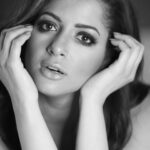 Mona Farouk Instagram – الي صديقتي الوحيد احبك جدا وديما معايا. 
 اول هديه واغلي هدية منك  #هي #سعاده  ولبستهالي في ايدي. وقوليلي وقتها عشان بتتمني ليا السعادة ديما 
 #ايه_روؤف  مفتقداكي جدا  الله يرحمك ويجعل مثواكي  الجنه. اللهم اللقاء القريب اللهم حسن الخاتمه. 
ارجو الدعاء ل ايه  ولابويا  ولكل من رحل عنا 🙏🏻🫶🏻🤍
