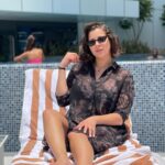Mona Farouk Instagram - لقد استيقظت الشخصية التي يحبها الجميع 🥰🧿 #loveyou #loveyourself #strongwomen #dubai #dubailife #dubai🇦🇪 #dubaifashion #dubaiblogger #dubailifestyle #dubaistyle #dubaimodels #dubaihotel #morning #دبي #دبي_كوكب_آخر @paramounthoteldubai 💇‍♀️💅🏻 #hairstyles @amroladiessalon @joe_hassoun