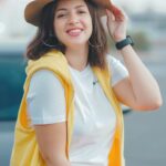 Mona Farouk Instagram – ‎أهلك ميعرفوش حجم الصعوبات والضغط اللي بتمر بيه في شغلك 
‎وشغلك مش فارقه معاه ظروف حياتك وبيتك 
‎صحابك القدام مش هيفهموا حجم المسئوليات الجديدة اللي بقت فوق كتافك
‎وصحابك الجداد ميعرفوش كم الخذلان والصعوبات اللي شوفتها في حياتك 
‎وشريك حياتك منتظر دايما الحب والدعم منك 
‎بأختصار محدش هيحس بيك ويقويك ويطبطب عليك زي نفسك 💪🏻
‎فخليك رحيم بيها وكفاية تظلمها وتيجي عليها
‎والجأ للي خلقك ورحيم بيك هو اعلم بحالك وارحم بيك من اي حد 🤍🙏🏻
