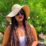 Mona Farouk Instagram - لا تبرر ,فالناس لا تسمع إلا ما تريد أن تسمعه Have a beautiful day .. 🤍🦁🪬🇪🇬🤍 #enjoy