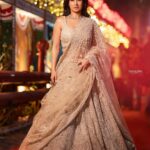 Monami Ghosh Instagram - besides dancing the other part which i loved….today from 5pm only on @starjalsha MY TEAM Beautiful lehenga from @kalighataindia @sayantan_dutta_photography @neelsaha_styled_by_blue @ameeth_dash @i_am_soma13 @abhishekdas198923 @the_marvelous_marshmallow Jewellery @adros_creations