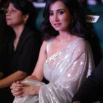 Monami Ghosh Instagram - My team asked: why aren’t you wearing any accessory? I answered : my biggest accessory is on my hand… "BEST MUSIC VIDEO OF THE YEAR" #ottsamman2024 congratulations to the entire team of #ailoumabarite … and thank u @saikat.baruri it wouldn’t have been posbl without yo KOLKATA-কোলকাতা
