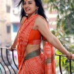 Monami Ghosh Instagram - ফাগুনে হাওয়া…, Wardrobe, mkup n hair by #Momis