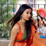Monami Ghosh Instagram - সরস্বতী পুজো আর valentines day এর মধ্যে আমায় বাছতে বল্লে আমি তো সরস্বতী পুজো কেই বেছে নেব…তুমি?