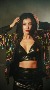 Monami Ghosh Instagram - Embrace the duality ..story of a BEADS COAT By #momis Beads coat by #momis @sayantan_dutta_photography Mkup @sunetra__paul Hair @sandip_nag Leather top n skirt @neelsaha_styled_by_blue