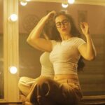 Monami Ghosh Instagram - Have you seen my recent dance rehearsal videos ? R u a subscriber yet? Photo @sayantan_dutta_photography Wardrobe #momis Mkup @sunetra__paul Hair @sandip_nag