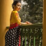 Monami Ghosh Instagram - 🌸🌼 Wardrobe &styling #MOMIS @sayantan_dutta_photography @sunetra__paul @sandip_nag