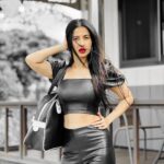 Monami Ghosh Instagram - Sometimes it’s the same u and different outfits and sometimes it’s the same outfit and different tones..