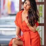 Monami Ghosh Instagram - Dripping in fineness… Photo @sayantan_dutta_photography wardrobe @neelsaha_styled_by_blue Mkup @papiyachanda Hair @i_am_soma13 Jewellery @adros_creations