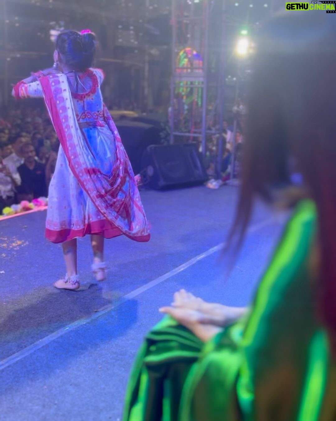 Monami Ghosh Instagram - I loved how they welcomed uma….জগদ্ধাত্রী পুজো…2023 KOLKATA-কোলকাতা