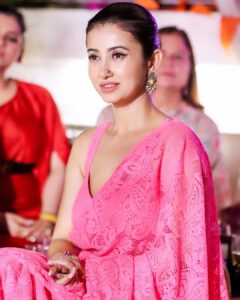 Monami Ghosh Instagram - Completing the pink gallery… Saree @monami_ghosh Mkup @monami_ghosh Hair @monami_ghosh Jewellery @monami_ghosh 🙈🙈🙈🙈🙈 Mumbai - मुंबई