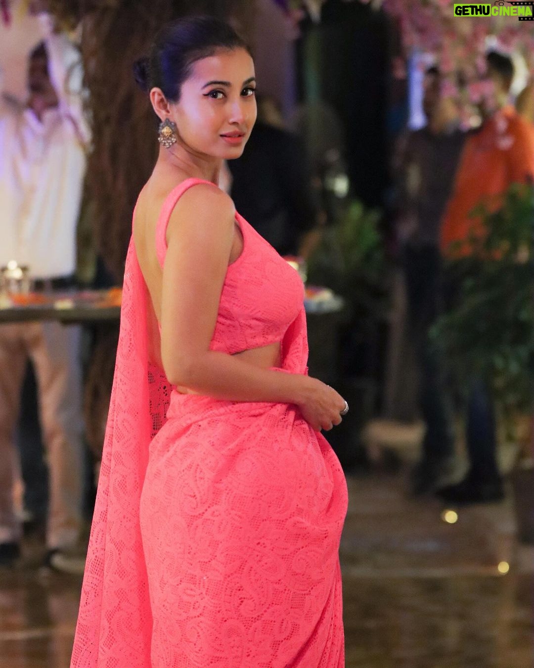 Monami Ghosh Instagram - Hot pink Mumbai - मुंबई