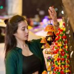 Monami Ghosh Instagram - Diwali vibes at Lokhandwala… #diwali2023 Lokhandwala, Andheri