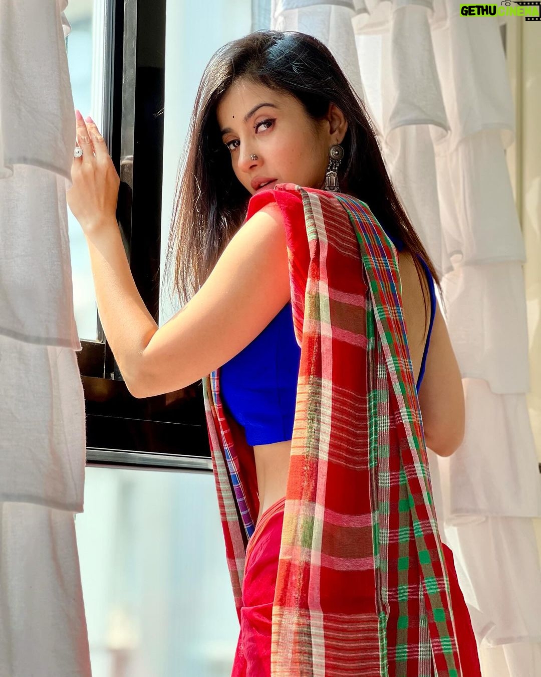 Monami Ghosh Instagram - Few days back when the sun was beautiful…. Mumbai - मुंबई