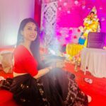 Monami Ghosh Instagram - কোজাগরী লক্ষ্মী at Lahiri house and DN Nagar link road @jaya.bhattacharya di u are the prettiest ❤️ @shomumitra always ❤️ @antaramitraofficial real laxmi ❤️ Lahiri House
