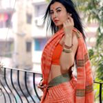 Monami Ghosh Instagram - ফাগুনে হাওয়া…, Wardrobe, mkup n hair by #Momis