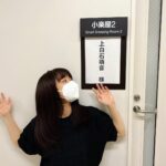 Mone Kamishiraishi Instagram - 千と千尋の神隠し、札幌公演が終わりました。四階席までいっぱいのお客様方からまっすぐに伝わってくる想いが本当に嬉しかったです。凄まじいエネルギーをいただきました。美味しいものもたくさん食べて、心身共に幸せです☺️ いよいよ最終の地、名古屋へ！大好きなカンパニーみんなで駆け抜けます🏃‍♀️