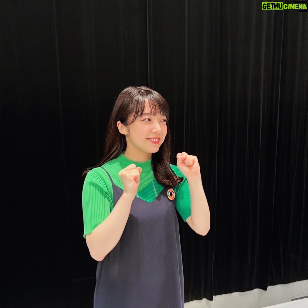 Mone Kamishiraishi Instagram - SDGsの日、8時間の生放送が無事に終わりました!たくさん学んで笑って心動かされました。ずっしりとした余韻が心地良いです。 今日ご紹介しただけでもたくさんの人が動いていらして、そしてこんなにも成功例があるのだなと勇気が出ました。 考えることを、意識することを続けていきます。明日からも、一緒にやろうSDGs🌱