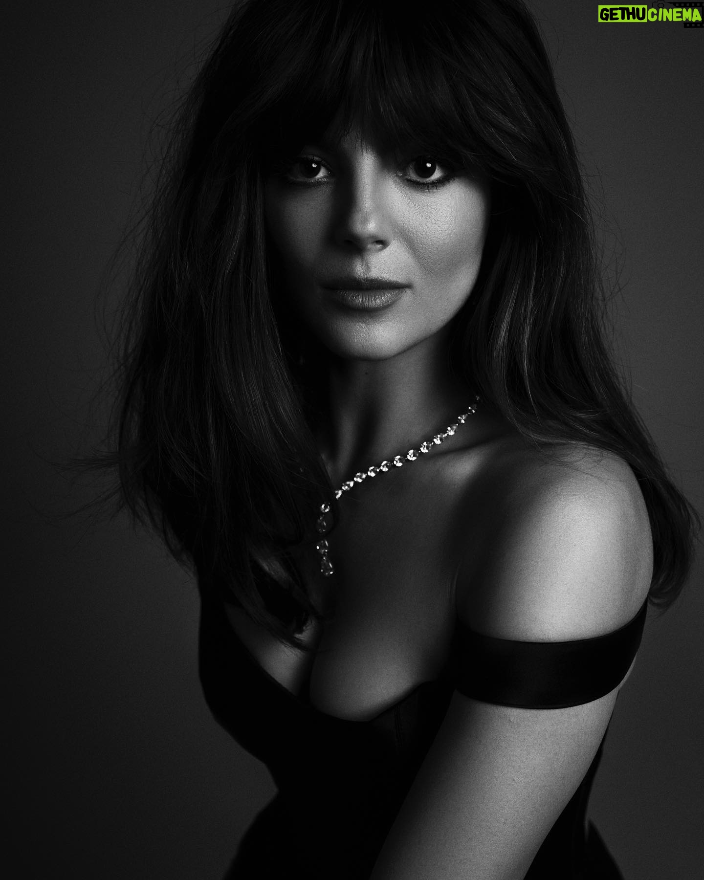 Monica Barbaro Instagram - both the shoot and interview were a treat to be a part of… thanks all around to everyone at @foxesmagazine for the great time(s) and beautiful photos to remember it by ..and to this stellar team who somehow knows how to make me look like a million bucks. @foxesmagazine @tinadelacelle @wanda_martin photographer: @ben_cope styling: @jeanannwilliams hair: @eddie_cook makeup: @melaniemakeup