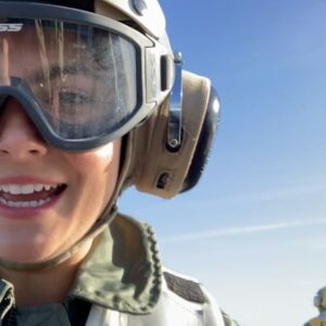 Monica Barbaro Instagram - This love is next level. Happy Oscars everyone.

@topgunmovie