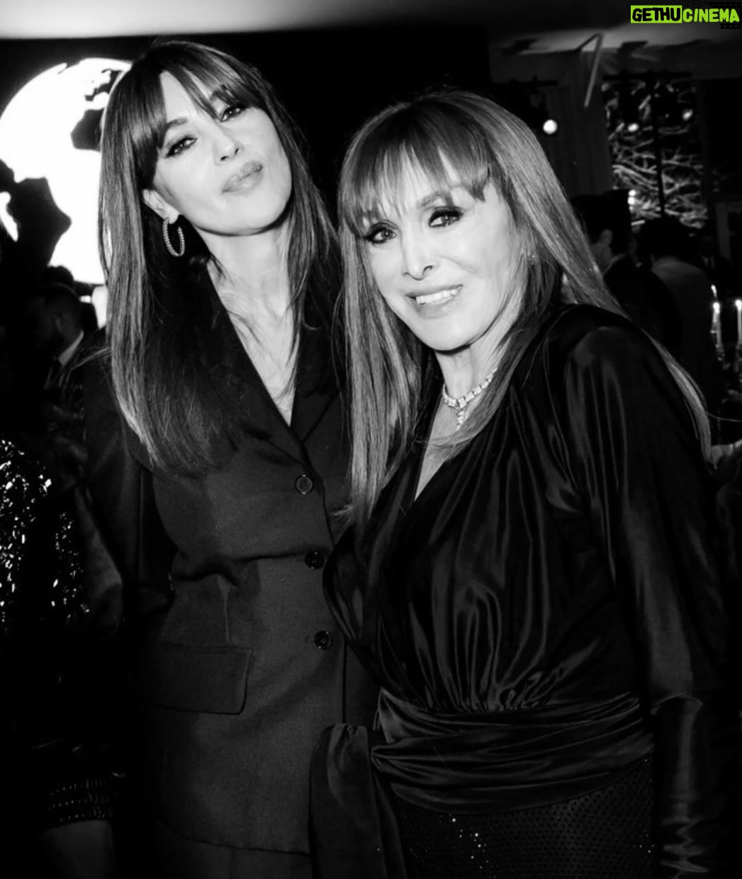 Monica Bellucci Instagram - ❤️ On March 28 at the Gala Diner to the benefit of the Children #Rwanda with @babethdjian 🌹Honorary President of @associationaem Founder and editor in Chief @numeromagazine Dressed in @dior Hair @johnnollet @caritaparis Mua @letiziacarnevale @caritaparis Stylé @barbarabaumel #monicabellucci#babethdjan#associationaem#galadiner#rwanda