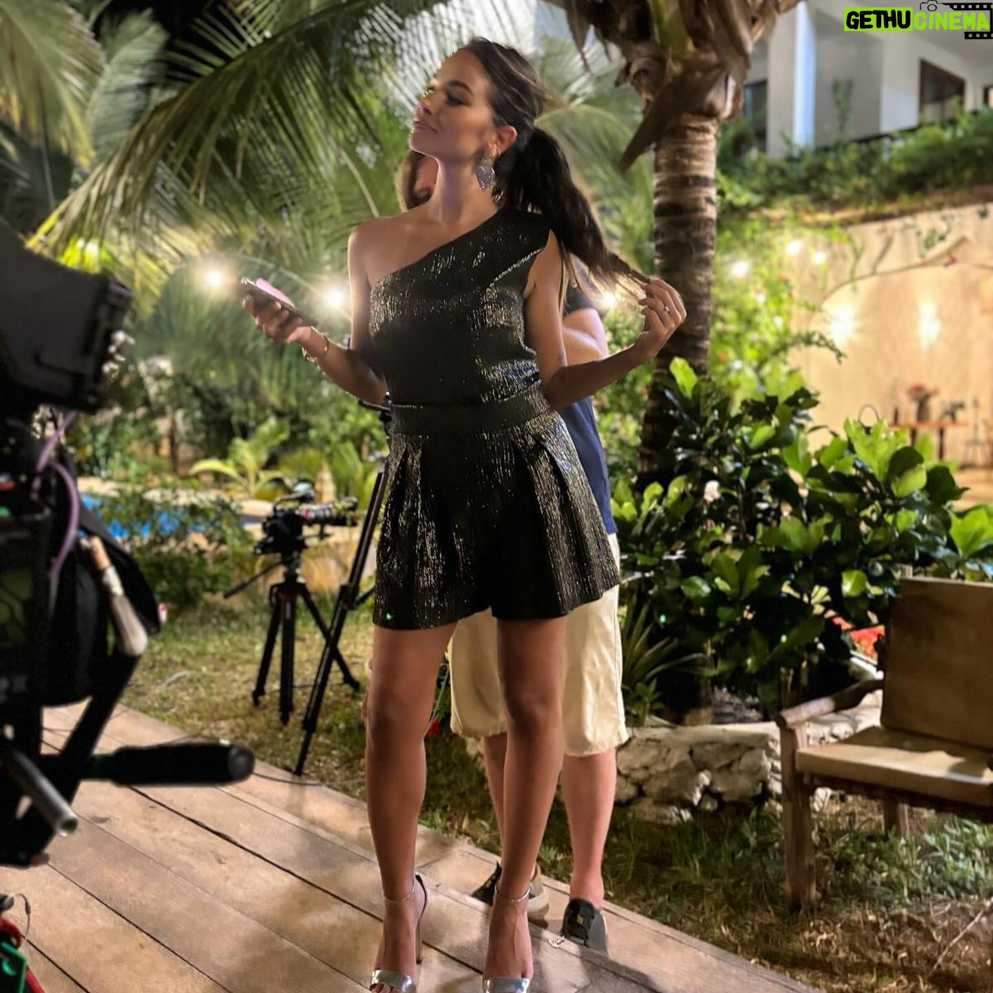 Monica Geuze - 101.4K Likes - Latest favesš
