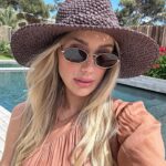 Monick Camargo Instagram - 🌊⛱️✨🥥👙☀️👨‍👩‍👧🍼💃🏼🍹🍓♥️❄️😂🐚
