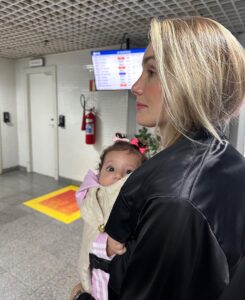 Monick Camargo Instagram - Já de volta pra casa, e com 🤍 quentinho… nossa semana na minha terrinha foi top demais. Estamos prontinhas pra começar mais uma semana abençoada…. 🫶🏼