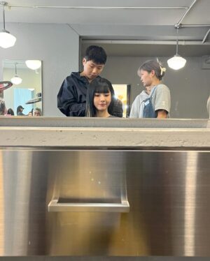 Monika Instagram - 가을이었다🍂
Good bye👋