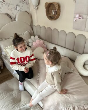 Monika Bagárová Instagram - S @mavie_forbabies jsme už 4 roky 🤍 Jejich práce je tak nádherná, jejich přístup k lidem a k tomu co dělají se jen tak nevidí.🤍 Naše spoluprace přerostla v přátelství, jsem ráda mezi lidmi , kteří mají krásně srovnané životní hodnoty. 🤍 Děkujeme moc za refresh Ruminčinýho pokojíčku . 🐰💕 

#stastnedeti #blessed