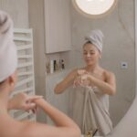 Monika Bagárová Instagram - Zdravá cesta k opálení s produkty od znacky Madara .Krásný look bez fleků, pokožka je hydratovaná a má přirozeně opaleny efekt. Oba produkty se hezky vstřebávájí a výsledek je viditelný už za 4-6 hodin 🌱 Nezapomeňte na peeling ( tělo) ☝🏼Produkty Madara najdete na e-shopu www.Drmax.cz do 30.5. Tam najdete -15% slevu. 🫶🏼 @imkorganicscz @imkorganicssk #spoluprace