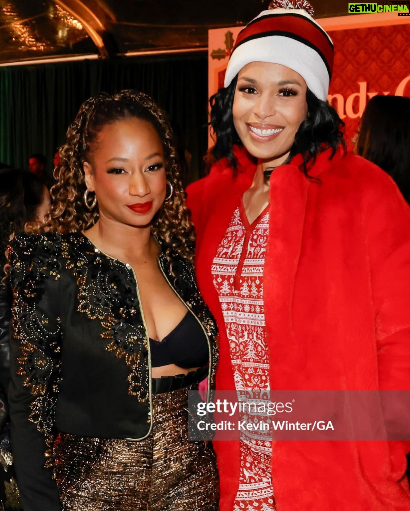 Monique Coleman Instagram - I had an absolute BLAST & at the Premiere of #CandyCaneLaneMovie πβ₯οΈβ¨ππΎ The movie is SO fun and heartwarming and magical β an instant classic!! Check it out tomorrow December 1 on @primevideo