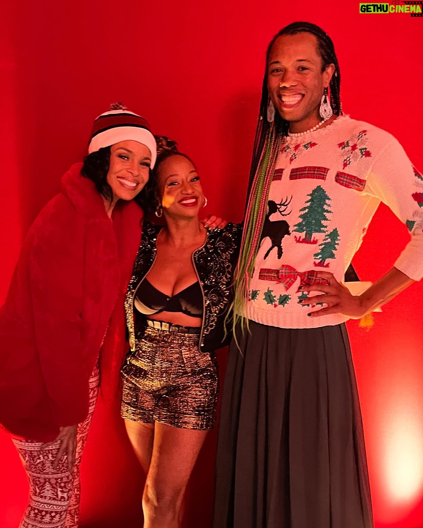 Monique Coleman Instagram - I had an absolute BLAST & at the Premiere of #CandyCaneLaneMovie πβ₯οΈβ¨ππΎ The movie is SO fun and heartwarming and magical β an instant classic!! Check it out tomorrow December 1 on @primevideo