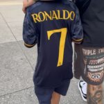 Monique Westenberg Instagram – We zijn vandaag naar onze laatste bestemming gereden en dat is toch weer ons oude vertrouwde Orlando. Het voelt elke keer een beetje als thuiskomen.  We hebben hier met elkaar al zo veel mooie herinneringen gemaakt, zelfs al voor Dré z’n geboorte! Nog even een paar daagjes genieten met z’n drietjes! #orlando #disneysprings