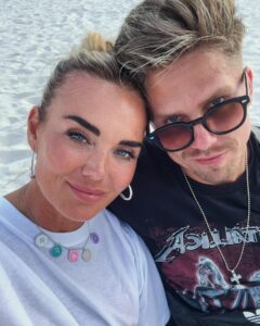 Monique Westenberg Instagram - Days at Clearwaterbeach 🌴🐬☀️less