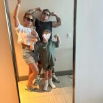 Monique Westenberg Instagram – Days at Clearwaterbeach 🌴🐬☀️less