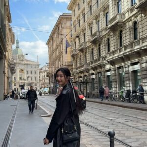 Mun Ka-young Instagram - 🌻