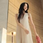 Moon Ga-young Instagram - Mun Ka Young for TUMI. Discover Asra—a new handbag collection that explores one silhouette in many expressions for every journey and every move. #TUMIAsra 🎥 @cprinz__