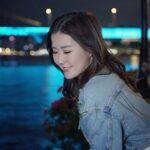 Moon Lau Instagram - 最近到廣州工作，好多嘢玩又好多嘢食🤩 雖然只係得短短幾日，但真係好感謝廣州嘅朋友仔咁熱情又友善！行程匆匆，心中卻是暖暖的♥️ 溫馨提示，天氣轉涼，皮膚都容易因為轉季而乾燥，大家記得出門要帶多件衫同埋飲多啲水呀♥️♥️♥️ Jacket by @misssixty 💋