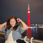 Moon Lau Instagram - 最近到廣州工作，好多嘢玩又好多嘢食🤩 雖然只係得短短幾日，但真係好感謝廣州嘅朋友仔咁熱情又友善！行程匆匆，心中卻是暖暖的♥️ 溫馨提示，天氣轉涼，皮膚都容易因為轉季而乾燥，大家記得出門要帶多件衫同埋飲多啲水呀♥️♥️♥️ Jacket by @misssixty 💋