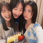 Moon Lau Instagram - 團團圓圓的玖玥🌙 一個平安回來 一個準備出發 世界上其中最值得珍惜的是 無論如何 總有人在家等你 祝大家身體健康，中秋快樂♥️