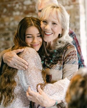 Morgan Simianer Instagram - Heaven gained the most beautiful angel! Thank you for showing us unconditional love and how important family truly is! I can’t wait to hear your contagious laugh again. “Happy Birthday” Grandmama I’ll be celebrating you every single day!🕊️🤍