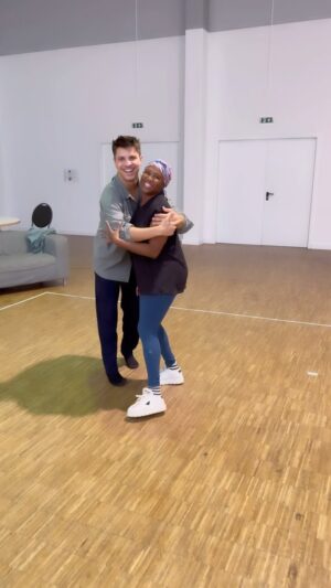 Motsi Mabuse Instagram - Happy Sunday ❤️❤️❤️✌🏾Ich dachte ich mach mit beim Partner Switch @letsdance ❤️😂😂❤️ planning something nice for you next week ❤️❤️❤️🙏🏾🙌🏾👌🏾 #loveandlight