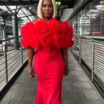 Motsi Mabuse Instagram - Liebe Community, ich bin so stolz auf mein Team für die unglaubliche Arbeit in dieser Saison! Ihr habt alle großartige Leistungen erbracht. Für unsere Finalisten wünsche ich einen unvergesslichen Abend voller Emotionen und magischer Momente ✨Was war euer Lieblingsmoment dieser Saison? Teilt eure schönsten Erinnerungen mit uns! – Eure Motsi ❤️ #TeamMotsi #Finale #Emotionen #Unvergesslich #TanzLiebe #SaisonHighlight #MagischeMomente #CommunityLiebe