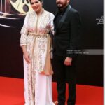 Mounia Lamkimel Instagram – @marrakechfilmfestival 
@naamanadil 
👗: @zor.creations 💪♥️

#redcarpet #festival #cinema #actress #actresshot #couple #light #shining #caftanmoroccan #caftan #mounialamkimel #mounia_lamkimel #سينما #قفطان #قفطان_مغربي #مهرجان #مونية_لمكيمل