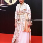 Mounia Lamkimel Instagram – @marrakechfilmfestival 
@naamanadil 
👗: @zor.creations 💪♥️

#redcarpet #festival #cinema #actress #actresshot #couple #light #shining #caftanmoroccan #caftan #mounialamkimel #mounia_lamkimel #سينما #قفطان #قفطان_مغربي #مهرجان #مونية_لمكيمل