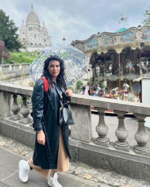 Mounia Lamkimel Instagram - أنا واحد الانسانة ماكنختارش القرار الصائب
أنا كندير داكشي لي فراسي صدق مزيان هي هاديك صدق مامزيانش هو هذاك 🫣 حتى نلقى ليه مبرر من بعد مامسالياش ليه😂😂😂😂😂
ولكن عندي واحد المخ جن كيجيبها ديما 🎯

#mounia_lamkimel #mounialamkimel #مونية_لمكيمل #ثقة_في_الله_نجاح #ثقة_بالنفس
