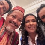 Mounia Lamkimel Instagram – كنزة بغات تبيع دارها وغيدخلو معاها مجانبة 🤪
وشي طامع فالوريقات 🤣
@safaebaraka @nokrykhalid_officiel @disconnected_prod 
#كنزة #آش_هذا #الأولى #رمضان2024 
#mounialamkimel #mounia_lamkimel #kenza #ach_hada #alaoula #ramadan2024 #مونية_لمكيمل