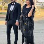 Mounia Lamkimel Instagram - Partners 🖤✔️ @naamanadil @rachid.asry @mostapha_smihri Tenue :l’adorable @zor.creations Maquillage et coiffure : le talentueux @halim_barakat_official #couple #couples #couplelove #black #blacklove #husbandandwife #ihavethebesthusband #mounialamkimel #mounia_lamkimel #adilnaaman #adil_naaman #machy #machymachy #newbalance #newlook #actor #actress #actresses